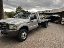 FORD - F-4000 - 2001/2001 - Prata - Sob Consulta