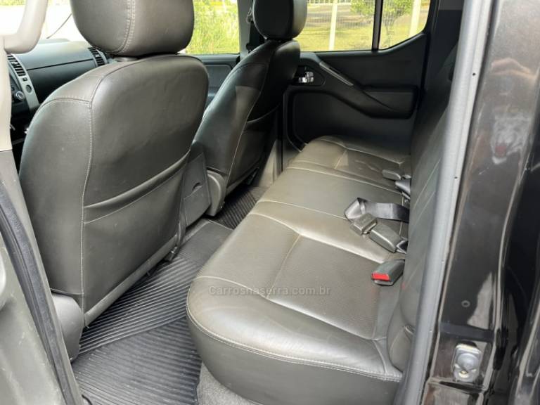 NISSAN - FRONTIER - 2016/2016 - Preta - Sob Consulta