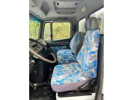 MERCEDES-BENZ - 914 - 1995/1995 - Branca - Sob Consulta