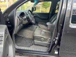 NISSAN - FRONTIER - 2016/2016 - Preta - Sob Consulta
