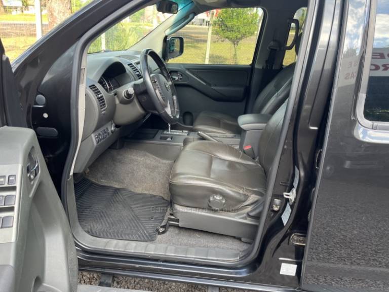 NISSAN - FRONTIER - 2016/2016 - Preta - Sob Consulta